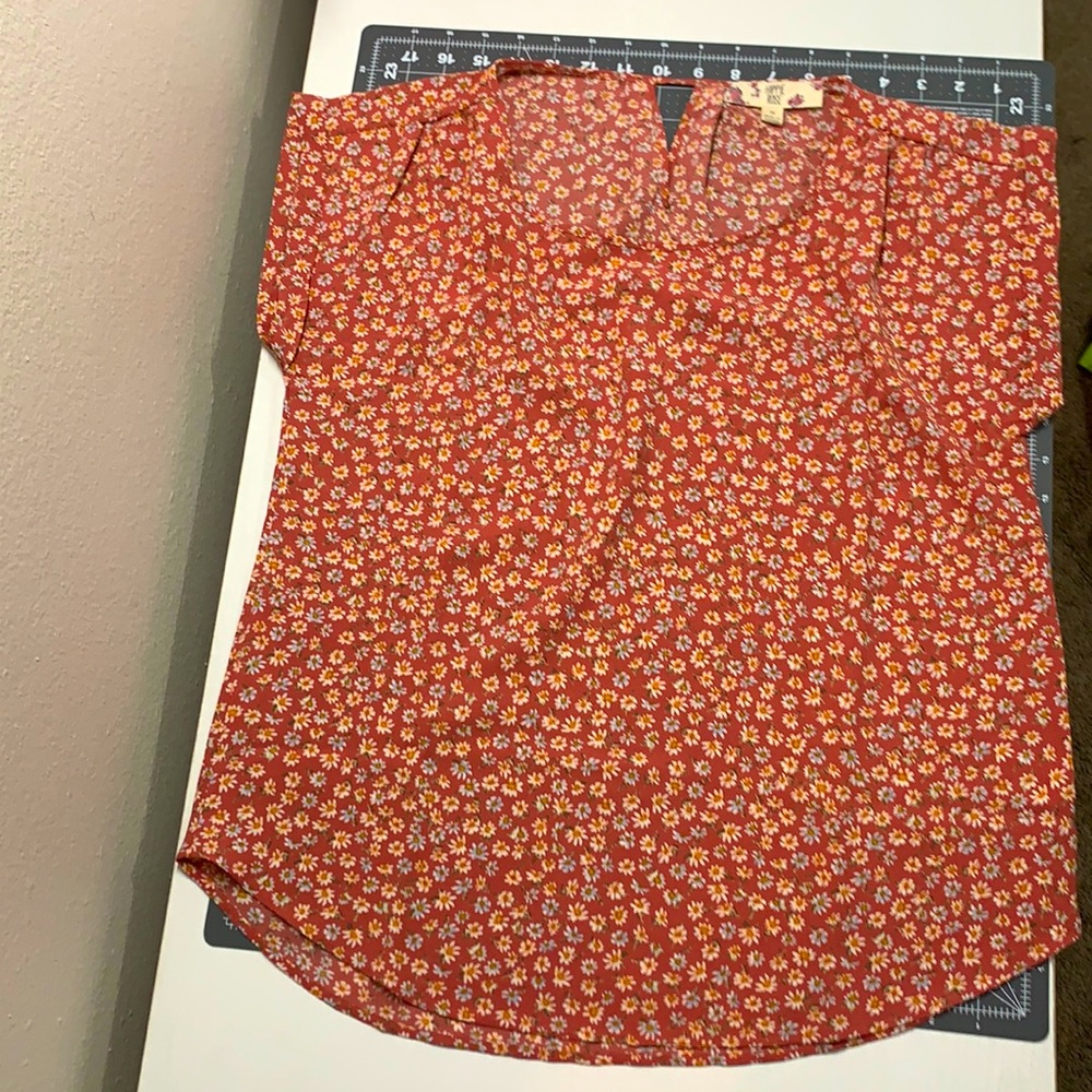 Rayon top